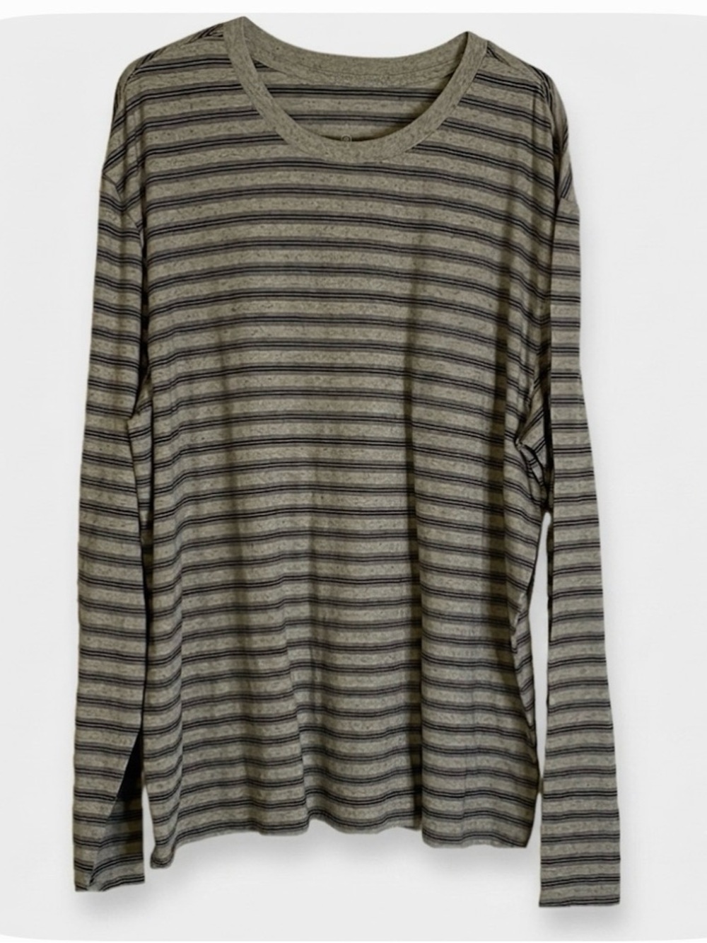 GOODFELLOW & CO. Striped Crewneck T-Shirt, Men’s XXL, Gray Black